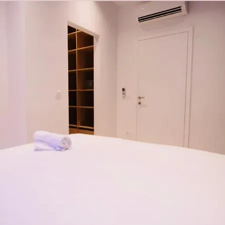 Апартаменти Balmis House A
