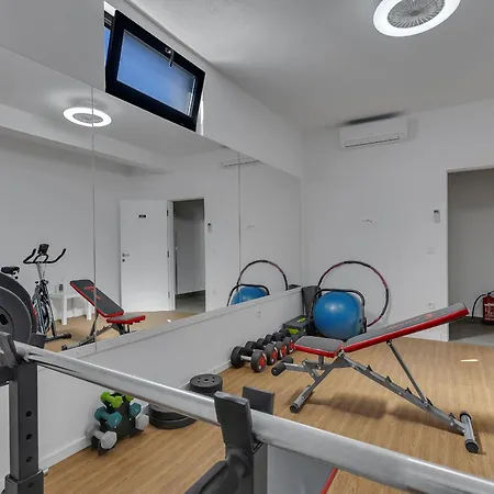 Balmis House A Апартаменти *