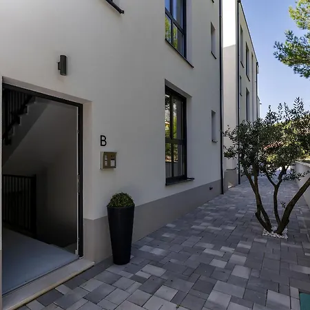 Apartment Balmis House A Makarska