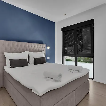 Balmis House A Apartment